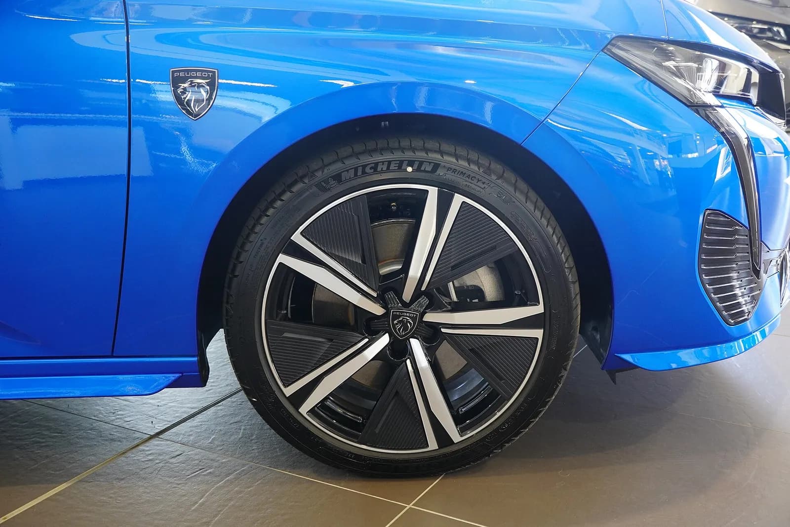 Peugeot 308 1.5 BlueHDi 130 Allure (4/4)
