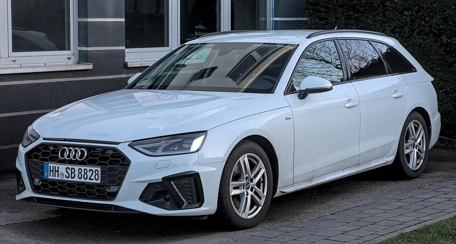 Audi A4 Avant 35 TDI S line S tronic (4/4)